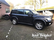 Plastové lemy Kut Snake Toyota Land Cruiser 200 Plastové lemy Kut Snake Toyota Land Cruiser 200